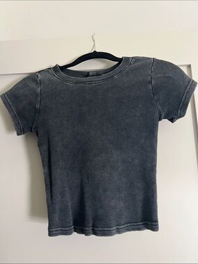 Forever 21 Ribbed Crewneck Tee in Washed Charcoal